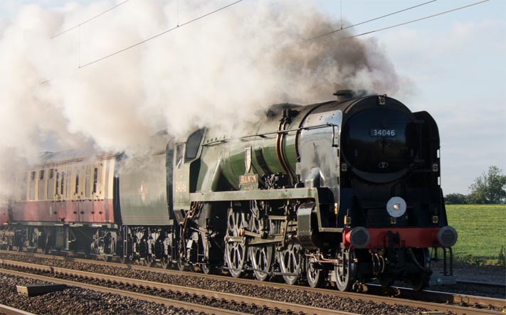 34046 Braunton is on the up fast at Abbots Ripton