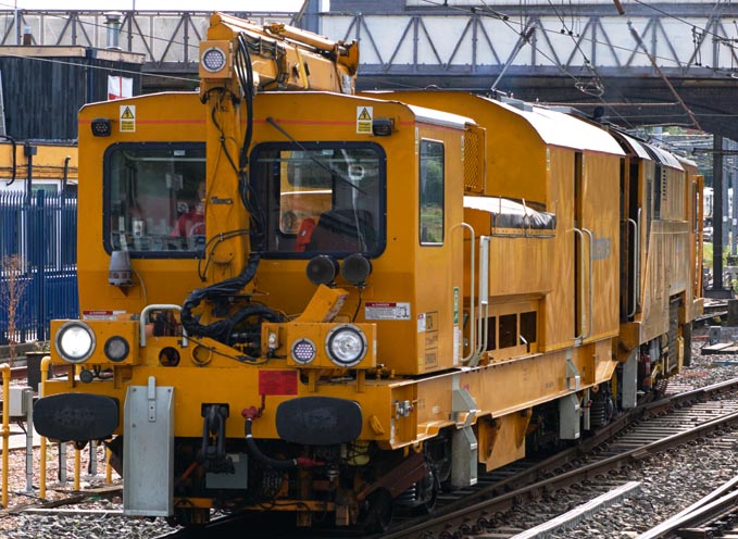 Network Rail Stone Blower YZA DR80214  at Bedford