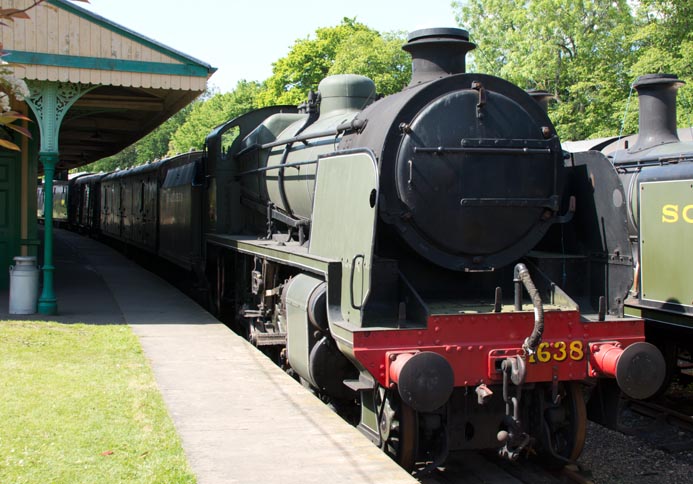 SR U-class  2-6-0 no.1638 