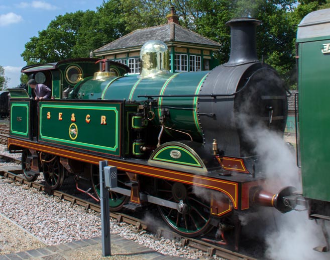 South Eastern & Chatham Railway 0-4-4T no263 