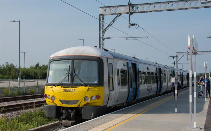 Great Northern class 365525 