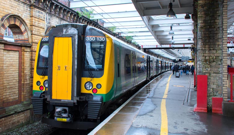 LNWR class 350372 in platform 11 