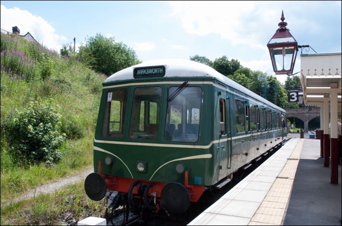 DMU in platform 3 at Wirksworth in 2011