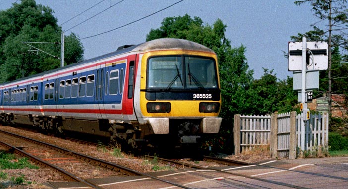 West Anglia Great Northern Class 365525 at Queen Adelaide 