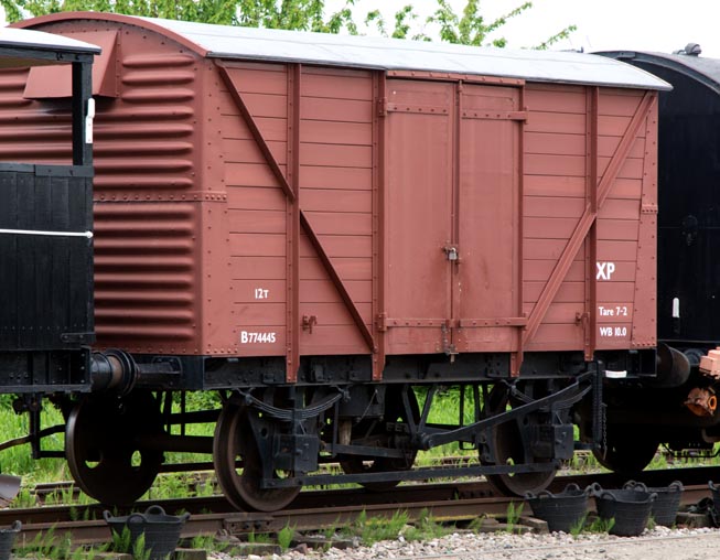 12T B774445 