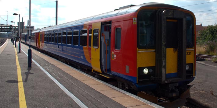 East Midland Trains class 153321 