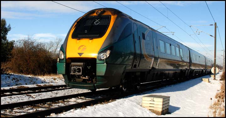  Hull Trains 222 at Holme level crossing in 2009