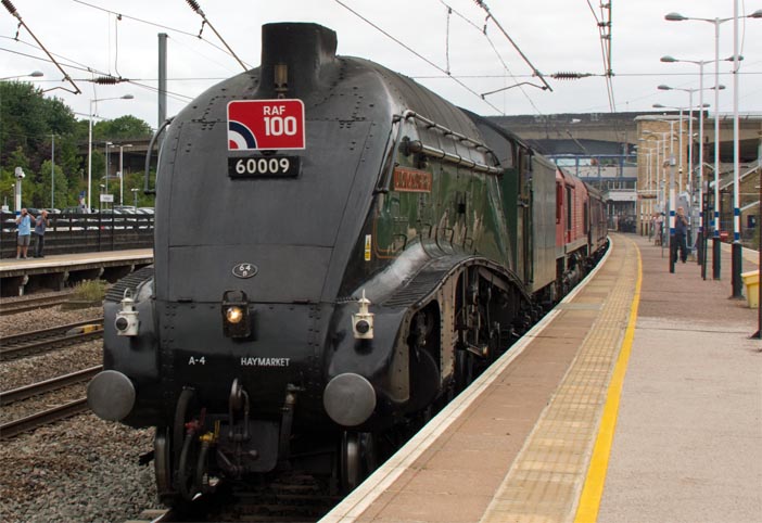 LNER A4 Class 4-6-2 60009 Union of South Africa 