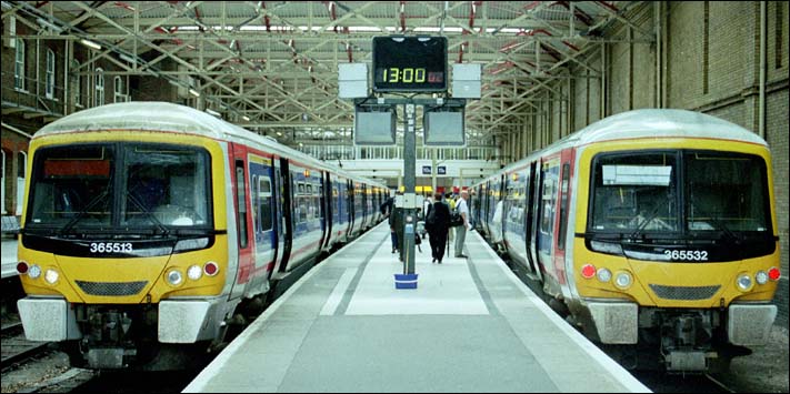 WAGN EMUs numbers 365513 and 365532 at 1pm in Kings Cross station