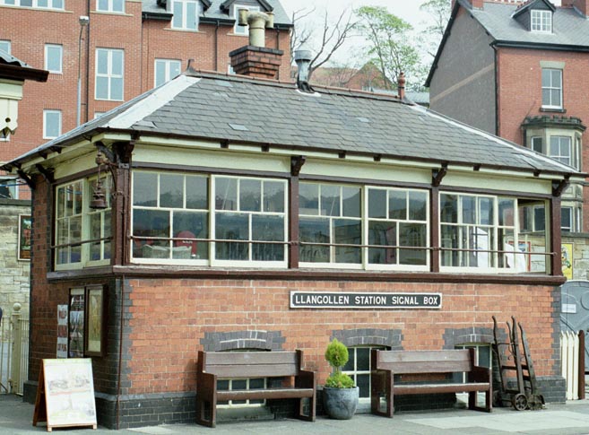 Llangollen Station Signal Box in 2007 