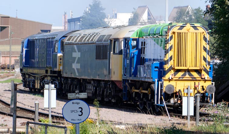 Class 08629 and class 56 and a class 58 at Leicester 
