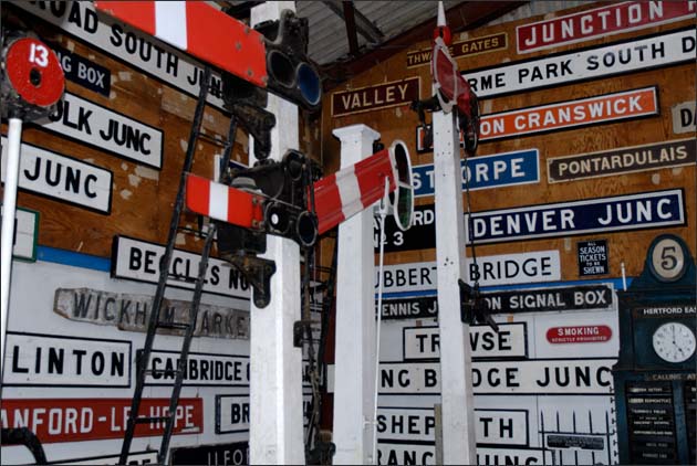 signs at Mangapps Railway Museum
