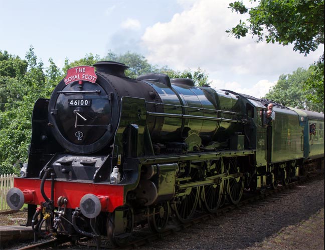 4-6-0 46100 Royal Scot at Hardingham 