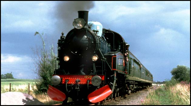 SJ 1928 near Caster on the Nene Valley Railway. SJ 1928 near Caster on the Nene Valley Railway.