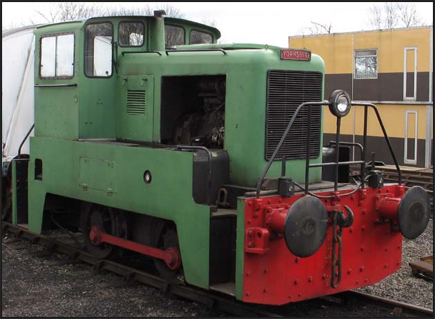 Green Yorkshire Engine Co, D2654 at NVR Green Yorkshire Engine Co, D2654 0-4-0 at Wansford Nene Valley in 2005