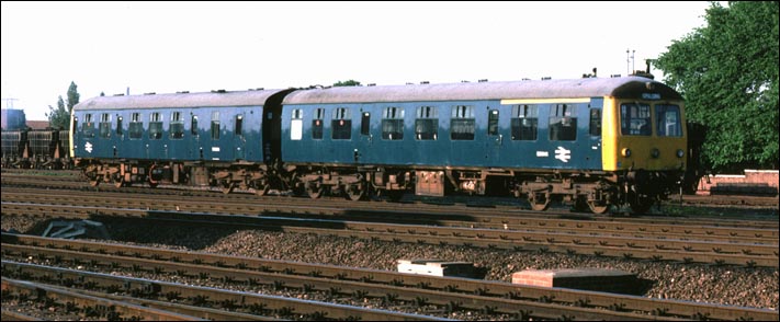 A Cravens DMU just to the south of Cresent Bridge