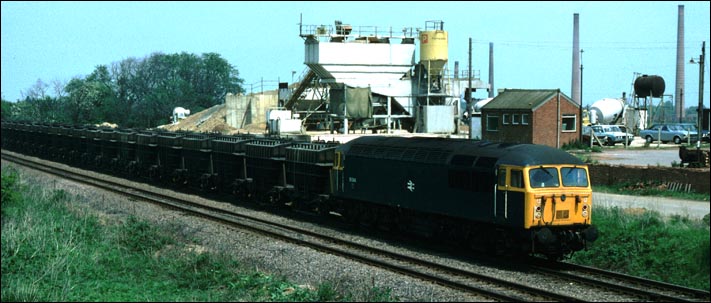 Class 56 044 on a full fly-ash train on the Fletton fly-ash line