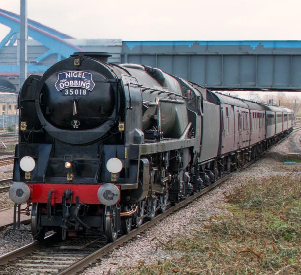 35018 into platform 6 with a steam movment of ECS 