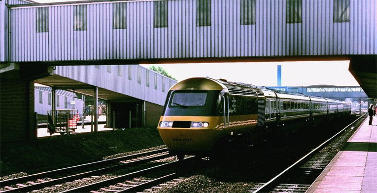 High Speed Train (HST) power car 254008 High Speed Train (HST) power car 254008