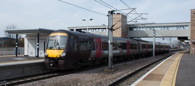 Cross Country class 170 107 in platform 6 