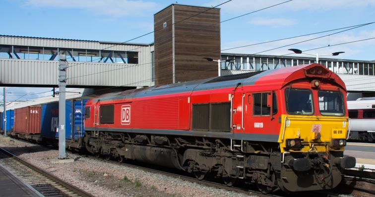 DB class 66019 in platform 5 on the 18th March 2019