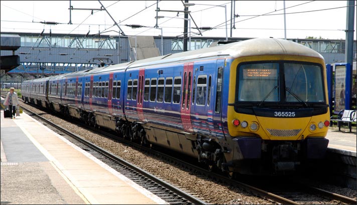 First Capital Connect Class 365525 EMU 