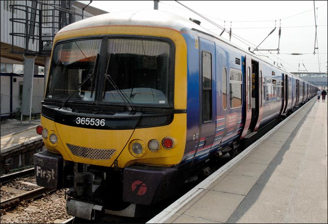 First Capital Connect 365536 in platform 3 at Peterborough 