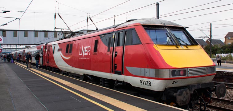 LNER class 91128 