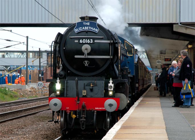 Tornado in platform 4 THE ELIZABETHAN 