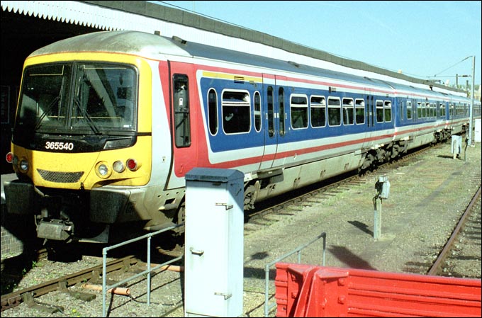 WAGN EMU 365540 in Kings Lynn station in 2004 WAGN EMU 365540 in Kings Lynn station in 2004