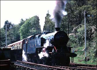 42085 was painted in a Caledonian Railway blue livery Class 10 0-6-0 diesel shunter D4067 42085 was painted in a Caledonian Railway blue livery