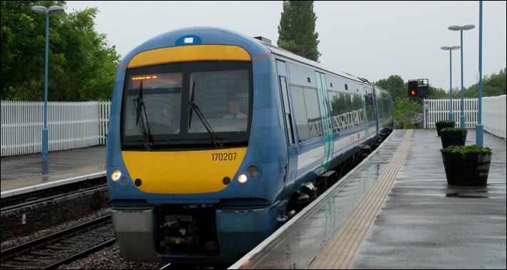 Greater Anglia class 170 207 into March Station 