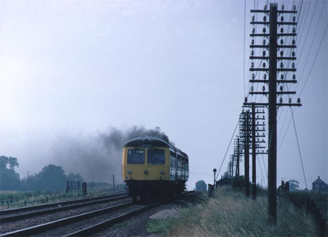 Cravens DMU near Murrow