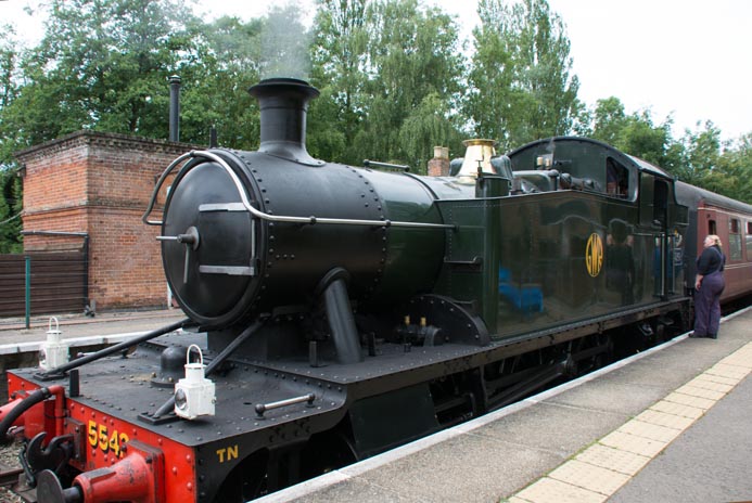 Great Western 2-6-2T no.5542 at Thuxston Great Western 2-6-2T no.5542 at Thuxston