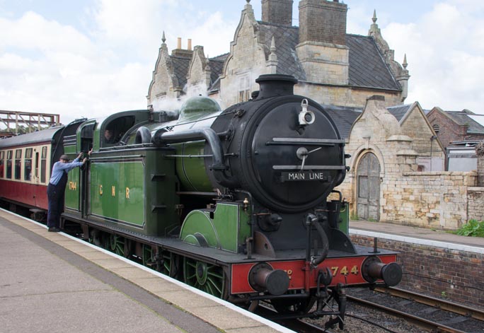 GNR N2 0-6-2T 