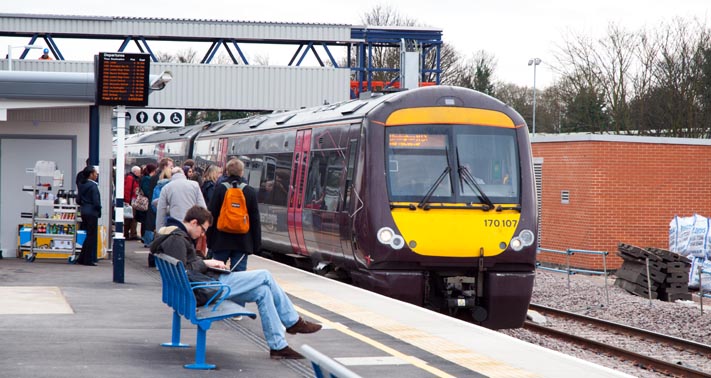 Cross Country class 170 107 in platform 7