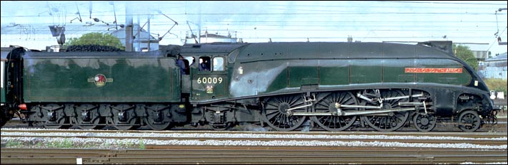 A4 60009 Union of South Africa leaves platform 4 at Peterborough