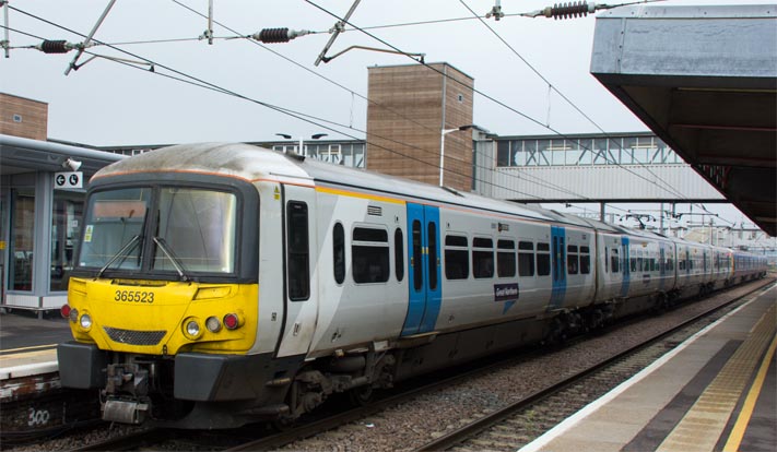 Great Northern class 365523 at Peterborough 