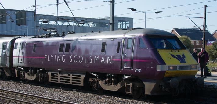 Virgin East Coast Class 91101 in Flying Scotsmam colours 